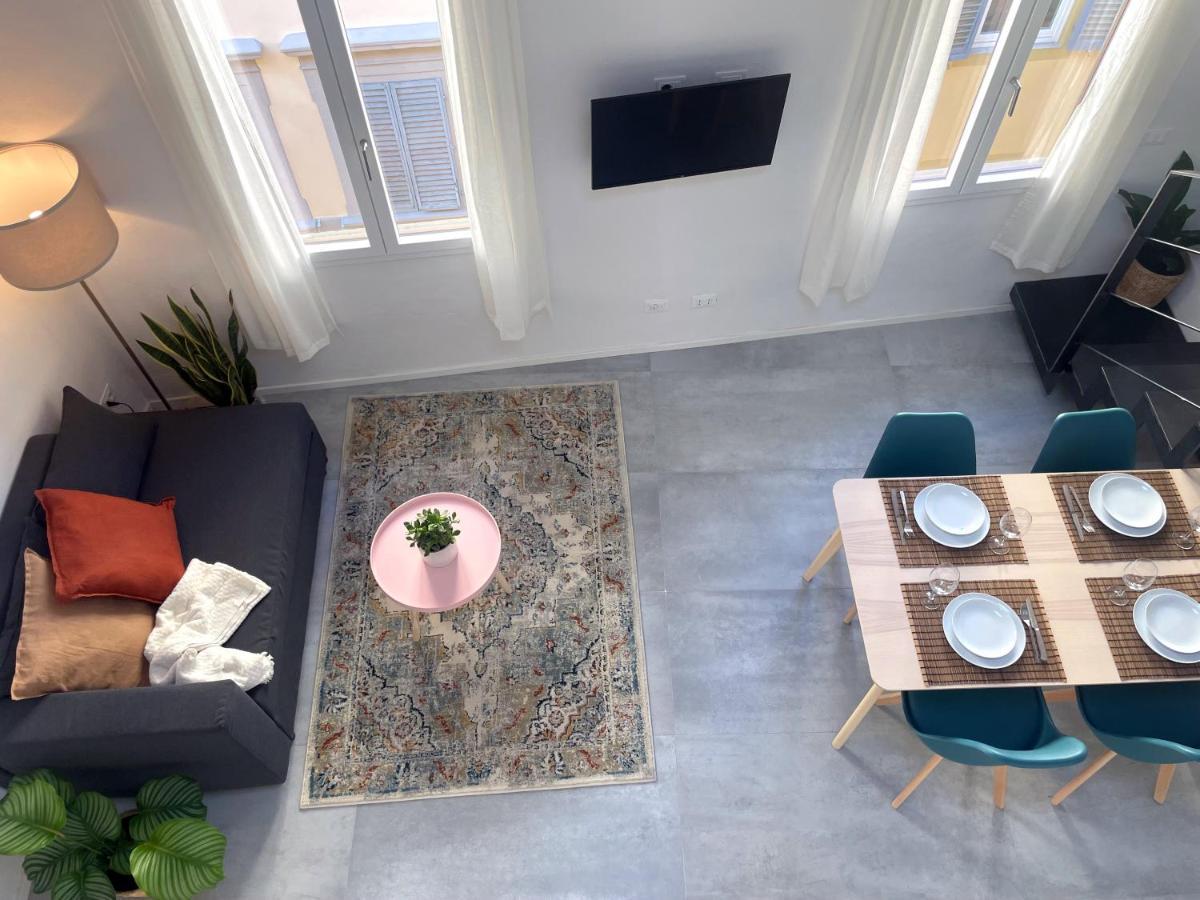 Newly Renovated Modern&bright Apt - Center *